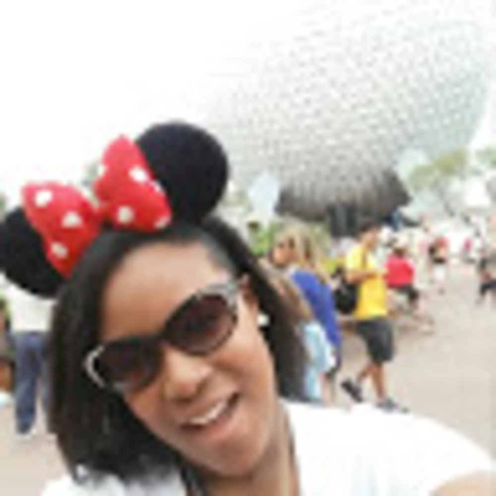 Meet your Posher, Whitney